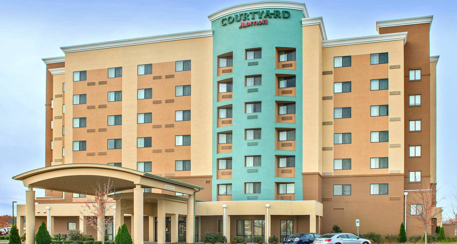 Courtyard Charlotte Concord Hotell Exteriör bild